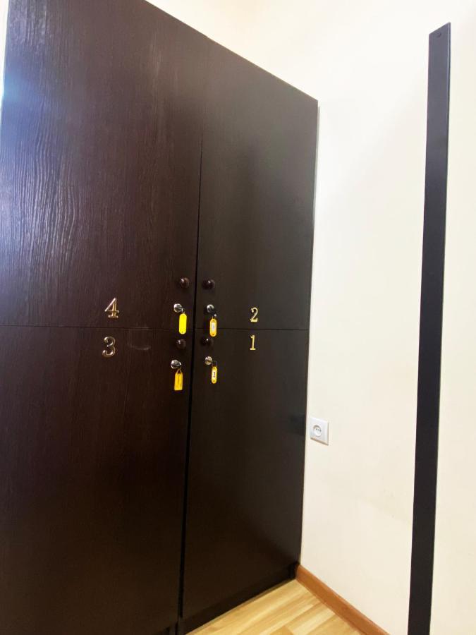 Domino Yerevan Hostel And Hotel Exterior foto